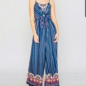 Flying Tomatoes Geometric Jumpsuit Size L